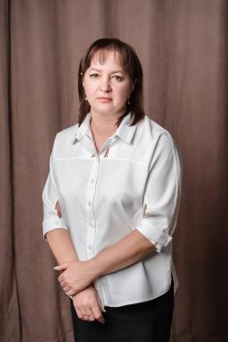 Полякова Елена Олеговна
